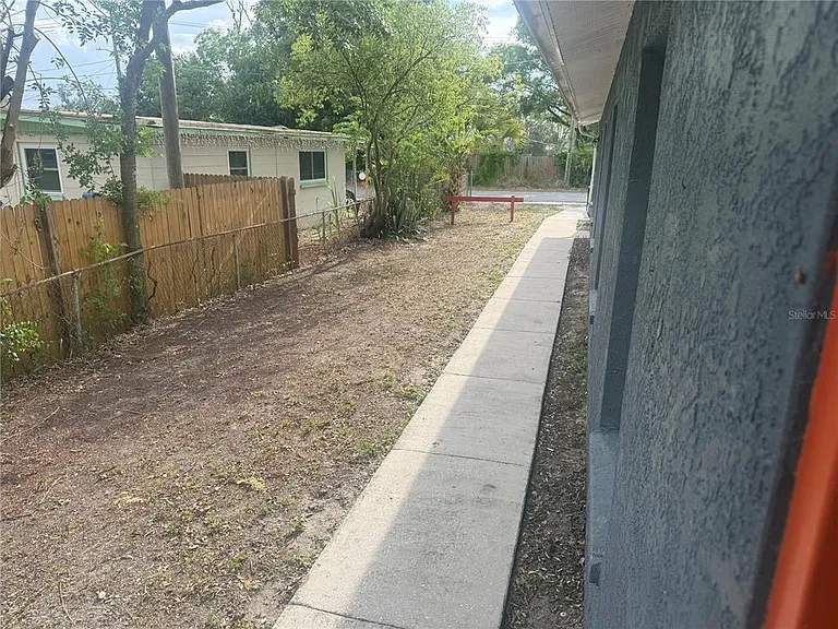 3417 Temple St #B — Photo 20