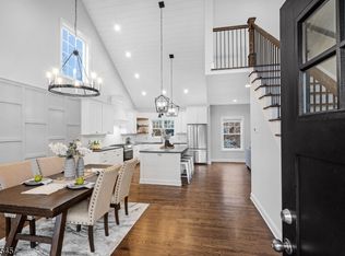 50 Jefferson Trl, Hopatcong, NJ 07843