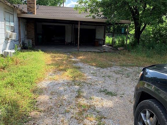2nd image of 405 Montague St