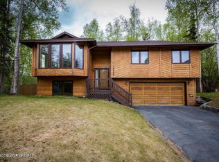 19207 Middleton Loop, Eagle River, AK 99577
