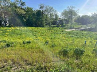 2375 Lonnie Ct, Sun Prairie, WI 53590