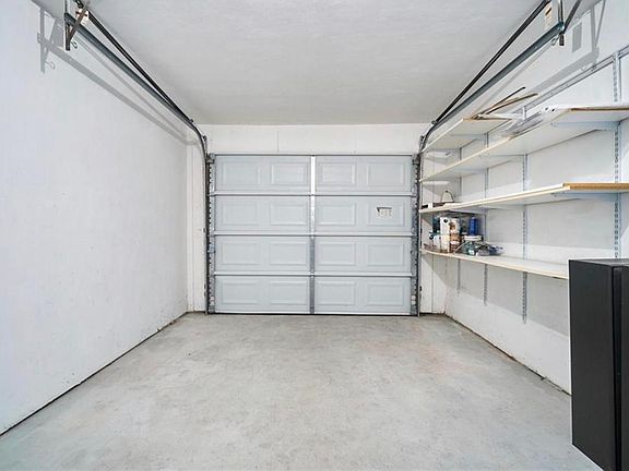 4th image of 440 San Roman Dr