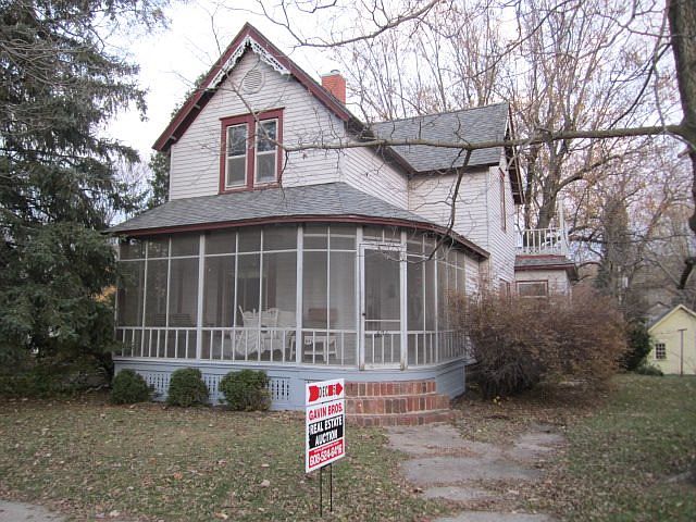 2nd image of N436 N Walnut St