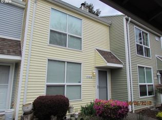 7110 NE 43rd St APT B, Vancouver, WA 98661