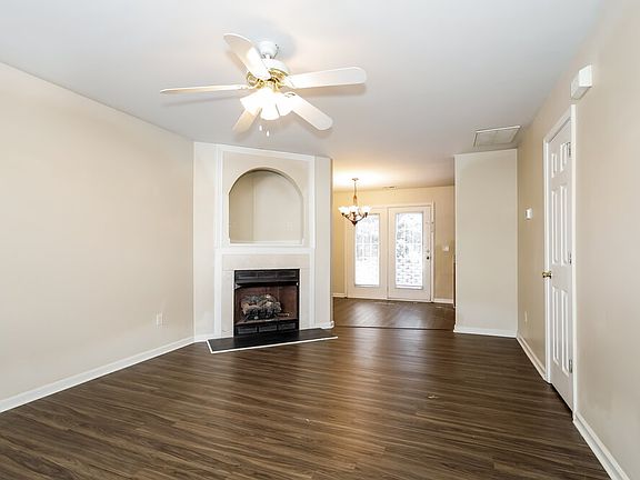 5th image of 5012 Saint Charles Dr