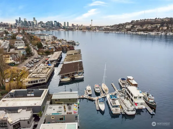 10 E Roanoke Street #23, Seattle, WA 98102