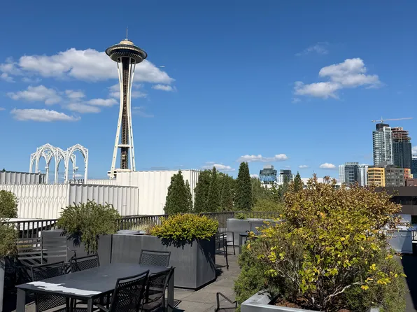 159 Denny Way APT 302, Seattle, WA 98109