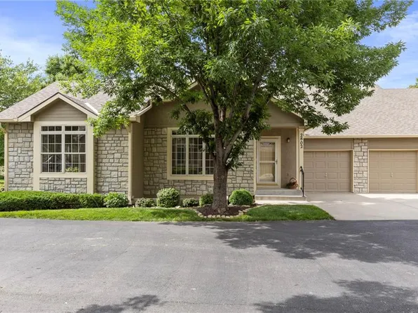 15778 S Brentwood St Unit 2802, Olathe, KS 66062