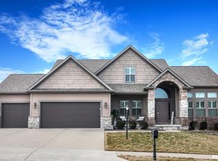 11117 N Country Ridge Ln, Dunlap, IL 61525