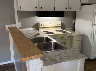 105 Gloria Ln #121, Seneca, SC 29678