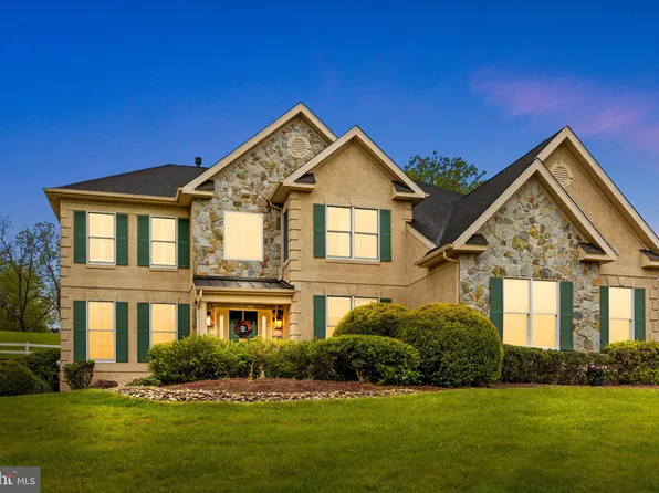 384 Ridge Ave, Newtown, PA 18940