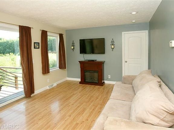 3rd image of 2157 101st Ave
