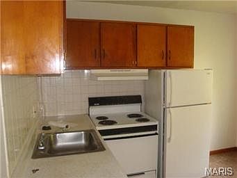 4th image of 307 Circle Dr