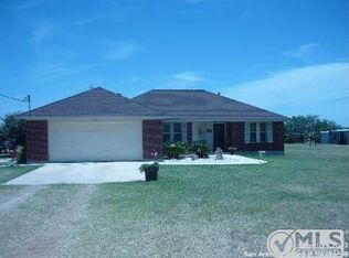 19620 Fm 463, Devine, TX 78016