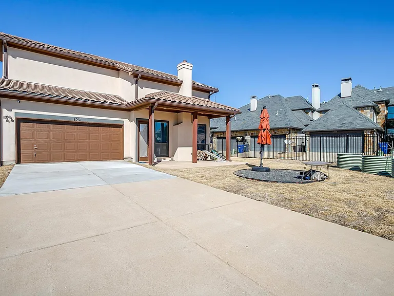 8201 Choctaw Ln — Photo 46