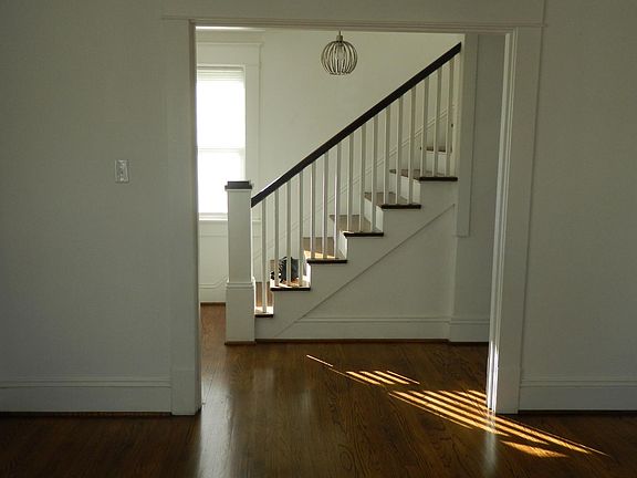 5th image of 2221 Park Pl