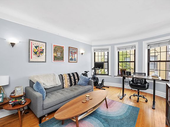 5th image of 4205 N Kedvale Ave APT 2B