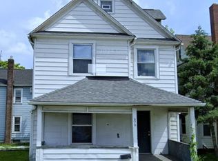 679 Wooster Rd W, Barberton, OH 44203