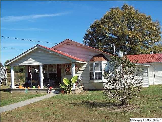2nd image of 43 Irvin Rd