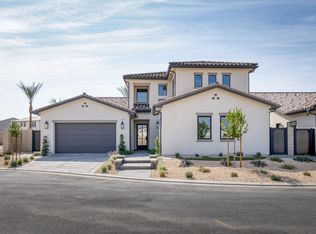 2873 W Peach Tree Ln, Fresno, CA 93722