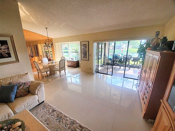 2nd image of 4979 Calamondin Cir