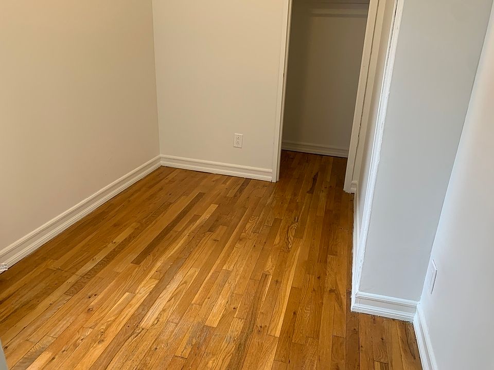 1st image of 224 E 74th St #5B