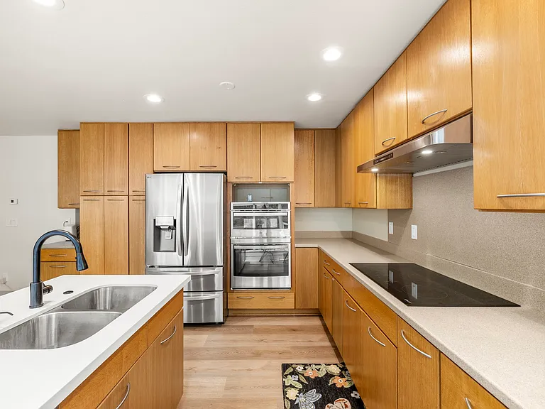 3926 SE Aldercrest Rd — Photo 3