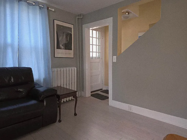 357 Parker St — Photo 12