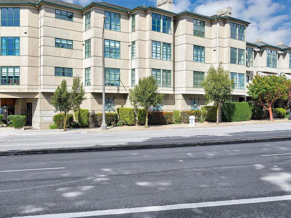 1st image of 298 Portola Dr