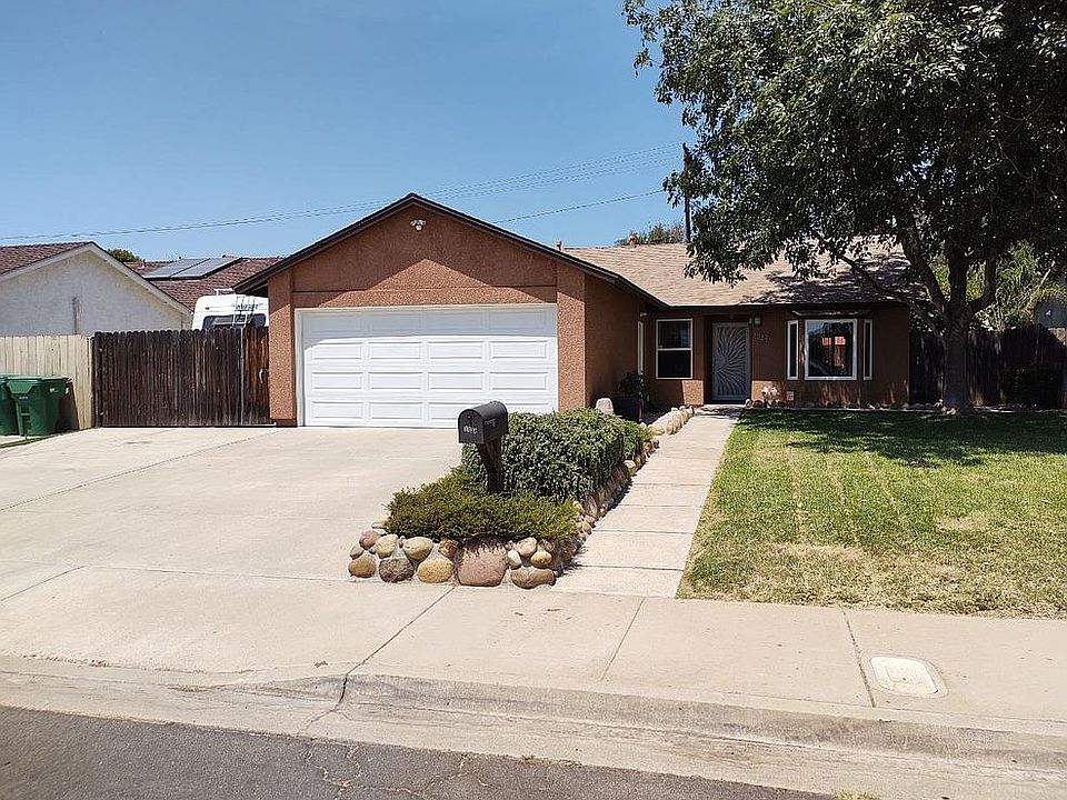 1st image of 1034 Cajon Greens Dr