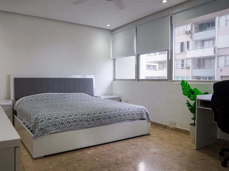 15 Calle Marseilles #6E — Photo 19
