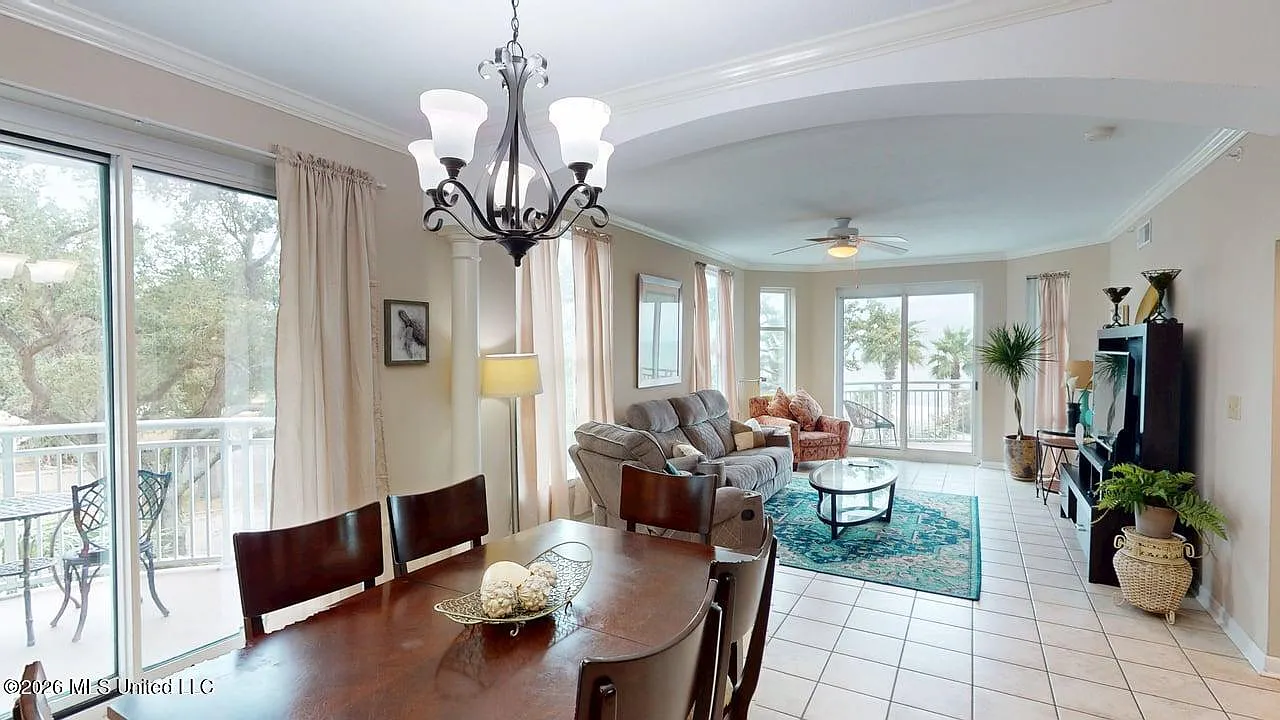 3 bed, 3.0 bath, 1852 sqft, $3,195 — Photo 4