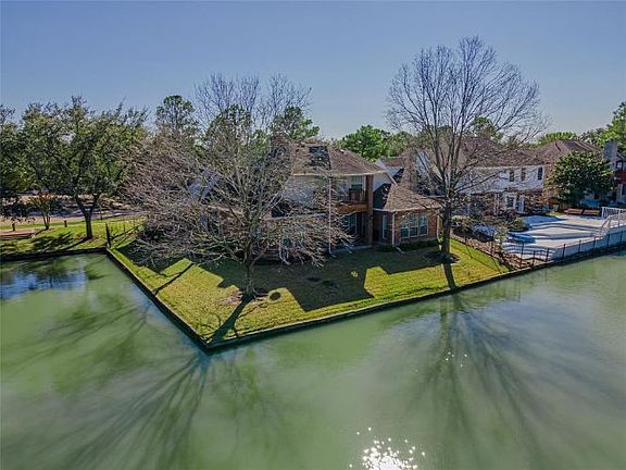 4th image of 14202 Lake Trail Dr