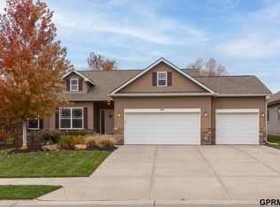 2218 N 174th St, Omaha, NE 68116