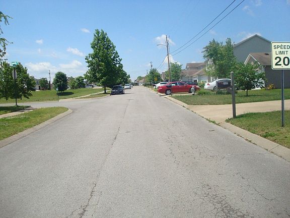 4th image of 2129 Carlton Ln