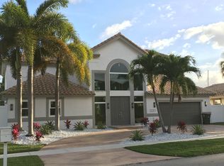 2220 NE 48th Ct, Lighthouse Pt, FL 33064