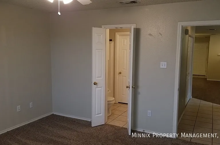 6318 7th St #1 — Photo 20