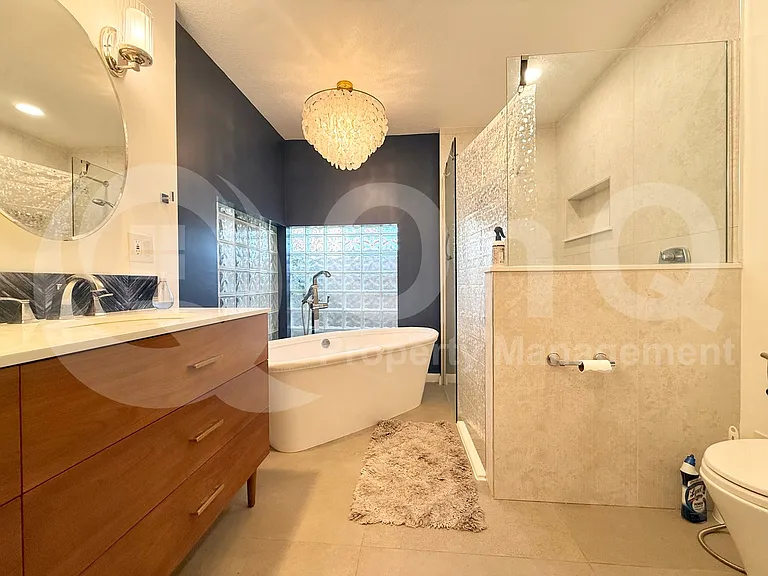 1915 E Buena Vista Dr — Photo 21