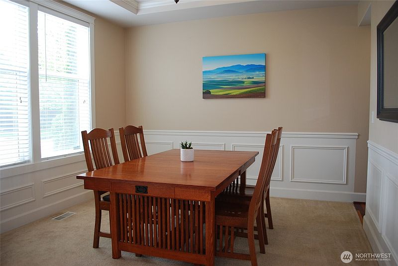 3rd image of 5304 151st Avenue Ct E