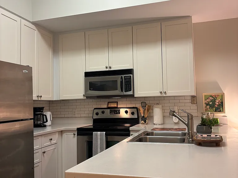 302 Lorch St #103 — Photo 7