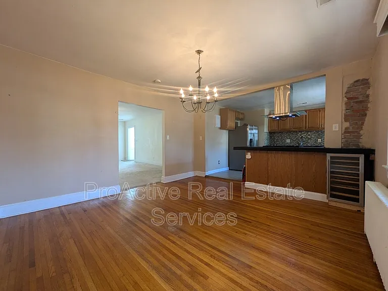 1605 Hampton Blvd #2 — Photo 16