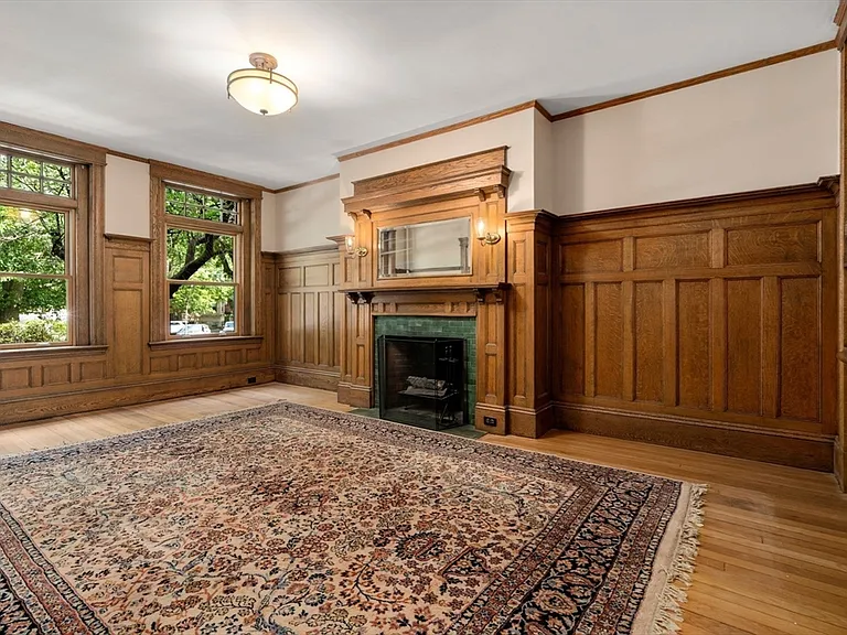1863 Beacon St #1 — Photo 3