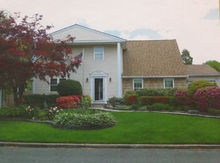 87 Balin Ave, South Setauket, NY 11720