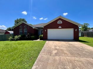 1019 N Daisy St, Greenwood, AR 72936