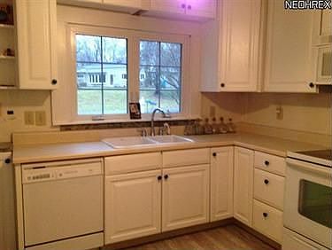 2nd image of 1383 Greenwood Ave
