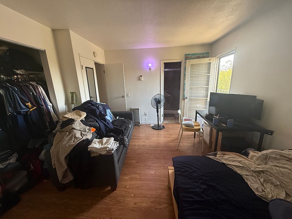 1st image of 7857 Nightingale Way