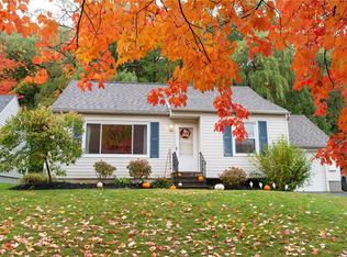 127 Hancock Dr, Syracuse, NY 13207