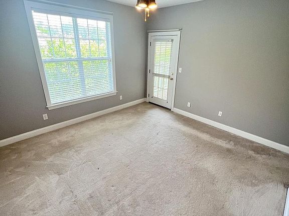 5th image of 1534 Providence Glen Dr