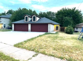 109 Del Rio Ave APT B, Benbrook, TX 76126