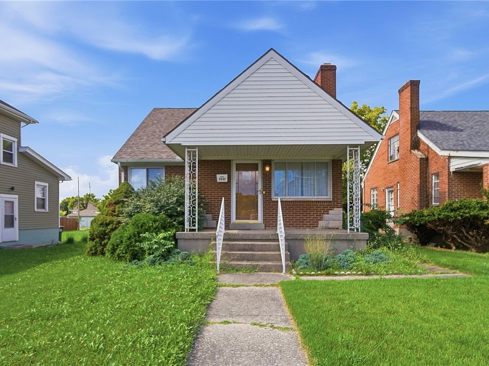 1st image of 1441 Valley St